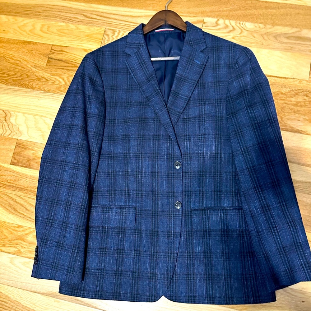 Tommy Hilfiger Sport Coat/Blazer Mens Navy jacket-very nice, Sharp, Professional